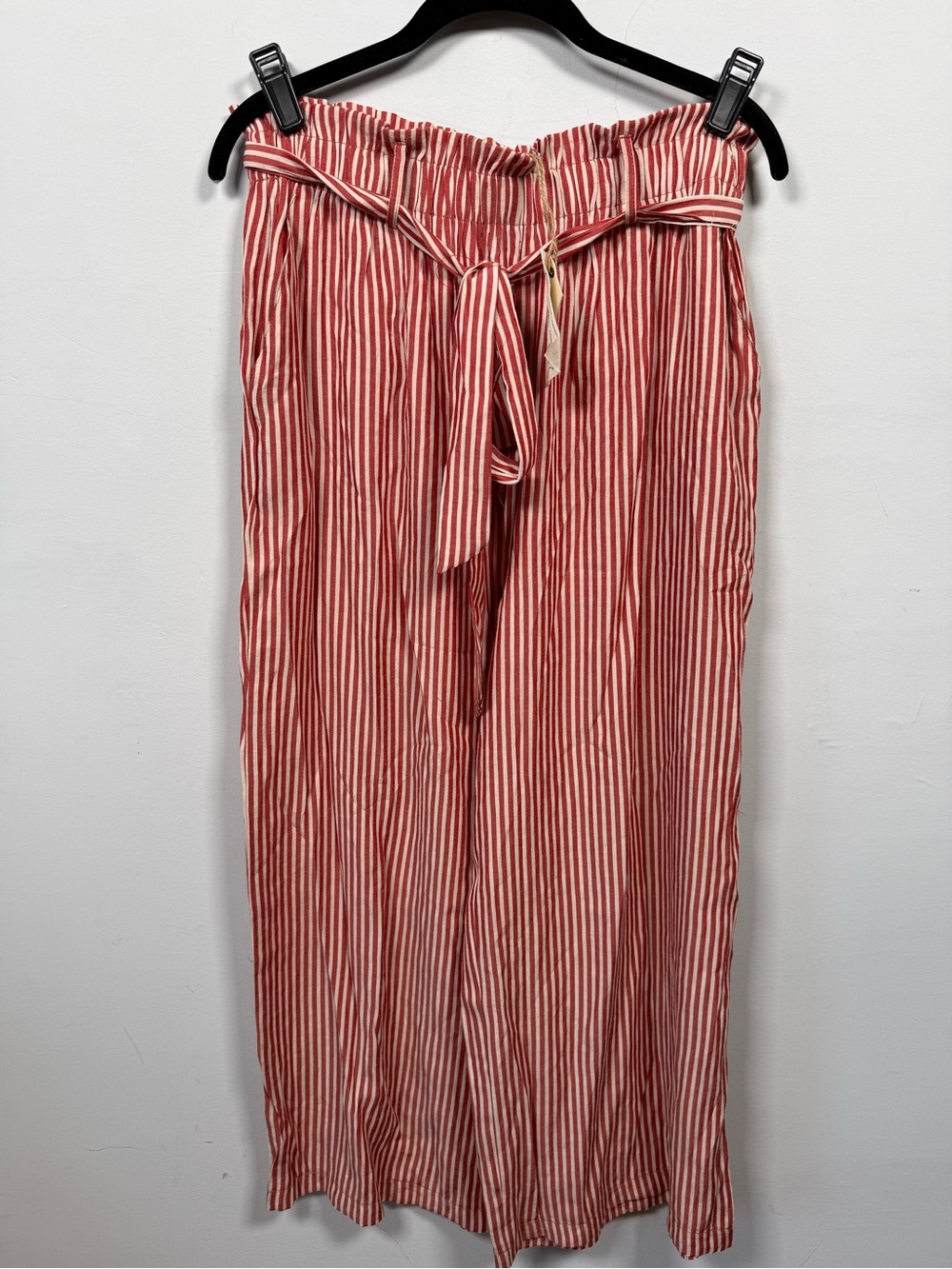 Easel Red White Vertical Striped Wide Leg Paperbag Pants Tie Waist Size L NWT